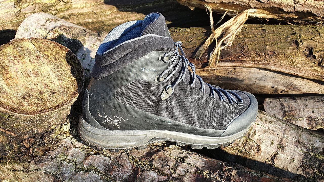 Arc&#039;teryx Acrux TR GTX hiking boot review