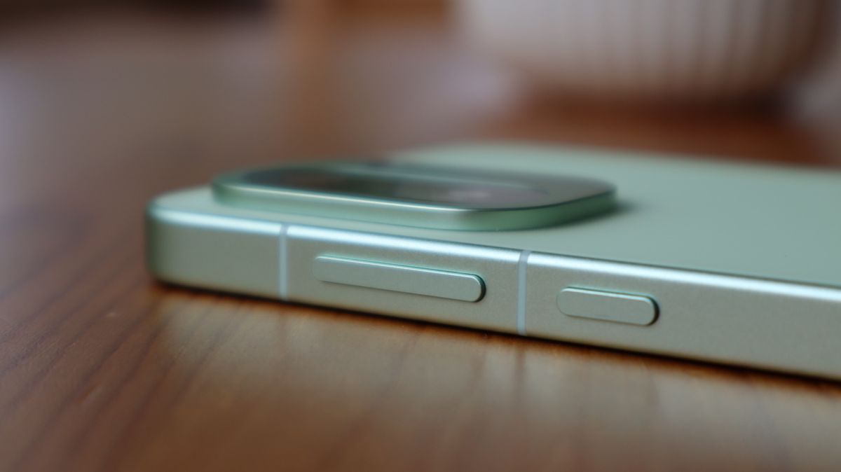 OnePlus 15R product images