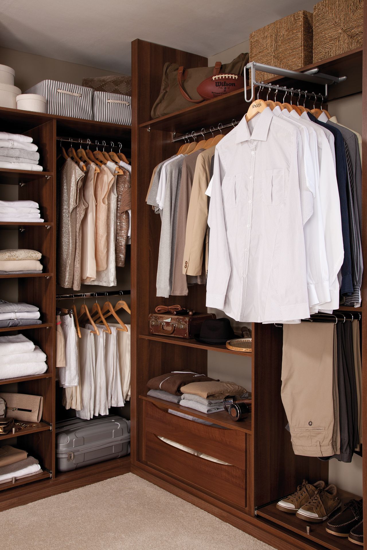 How to maintain a color-organized closet