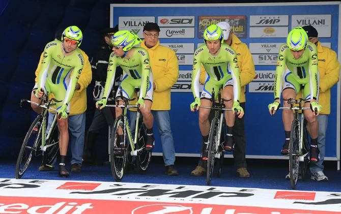 Cannondale lined up and ready to start.