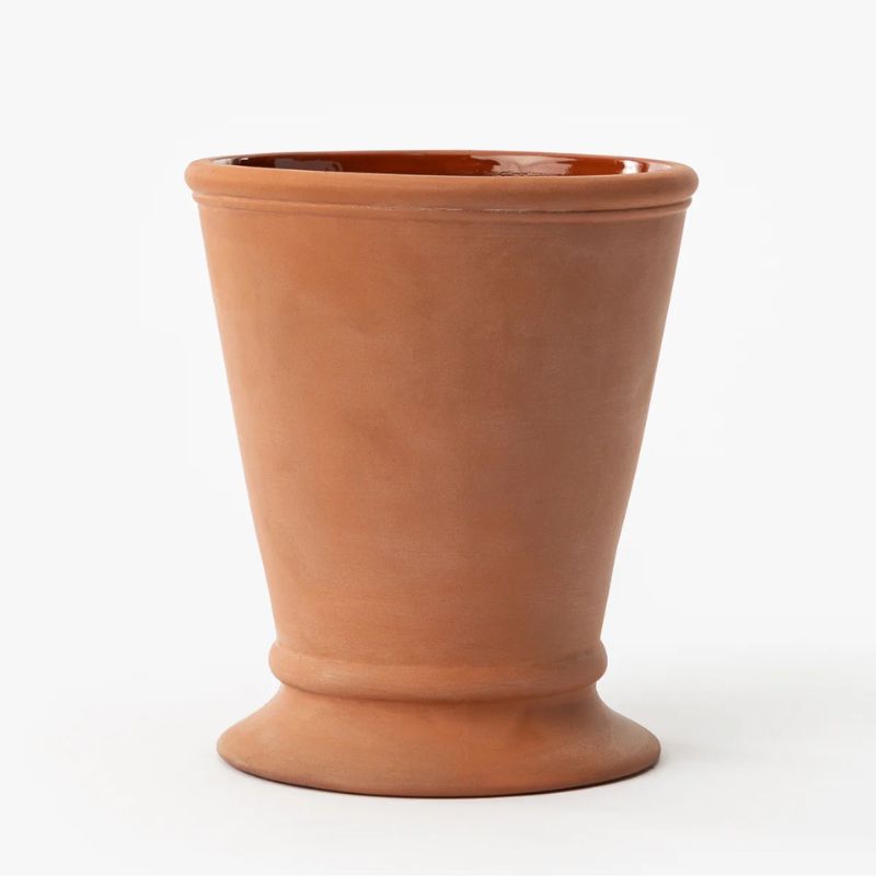 terracotta plant pot