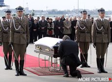 Lech Kaczynski coffin poland