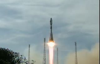 Blastoff of Soyuz VS03 rocket, the third Soyuz flight from Europe's Spaceport in French Guiana, carrying the the remaining two Galileo In-Orbit Validation satellites, on 12 October 2012.