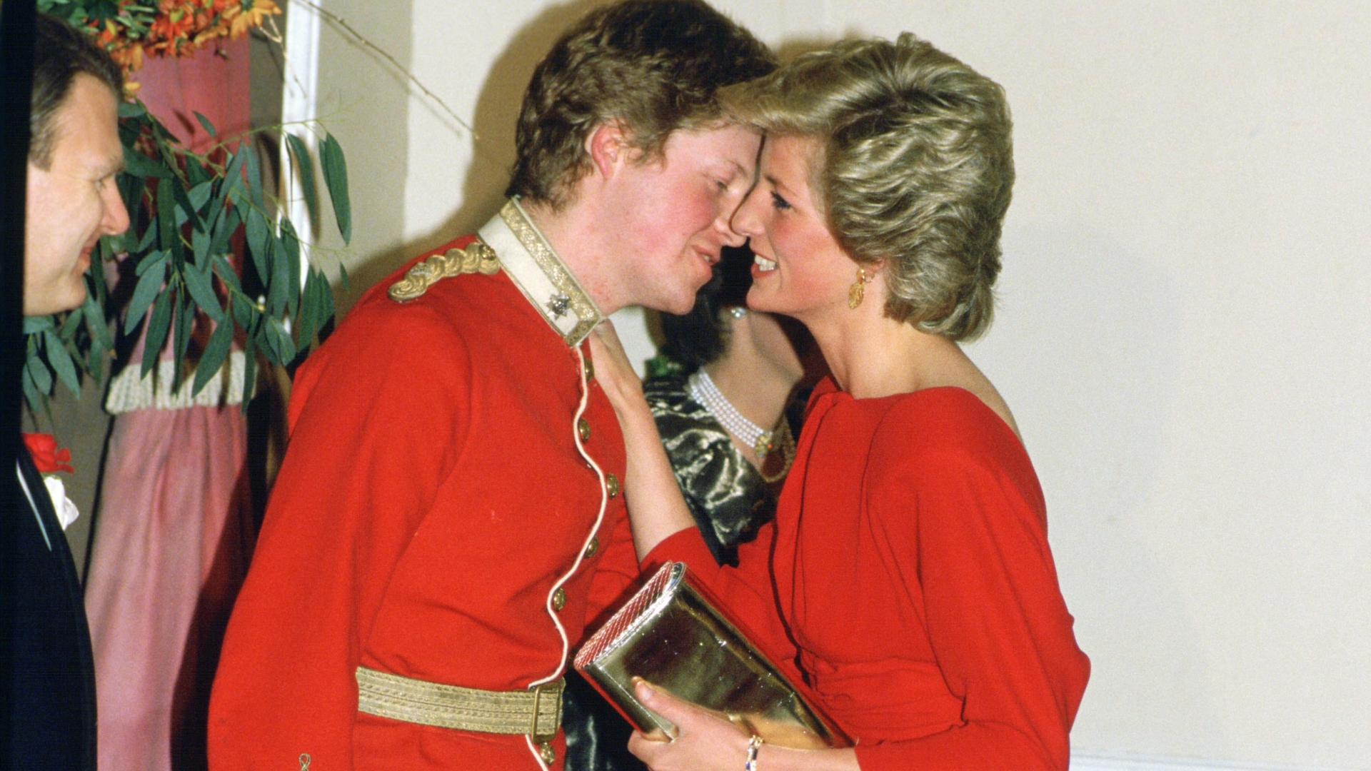 Diana, Princess of Wales kisses her brother, Earl Charles Spencer at the Birthright Ball