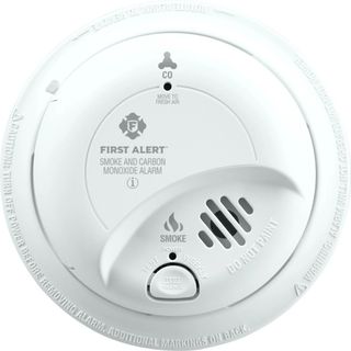 A white smoke and carbon monoxide alarm