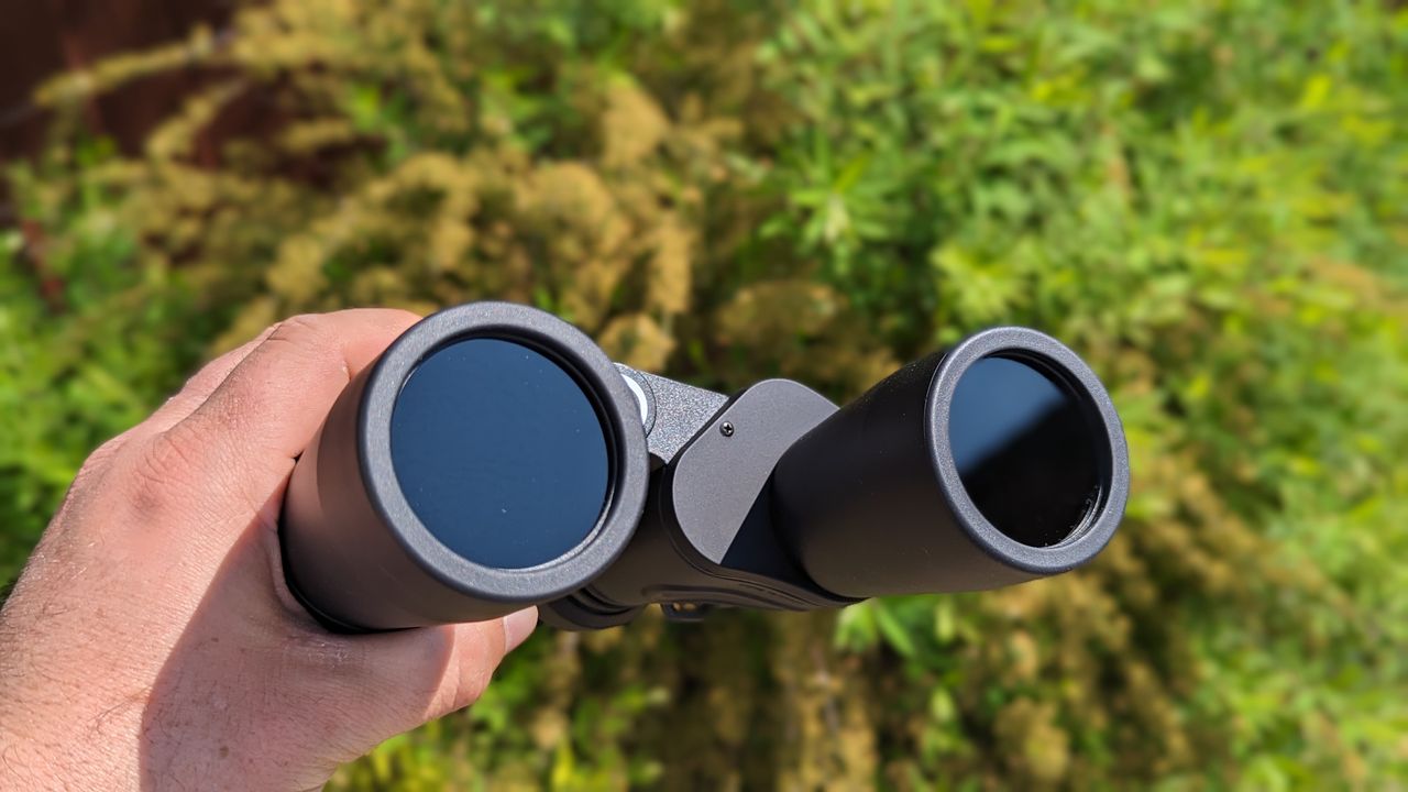 Binoculars widened to show interpupillary distance