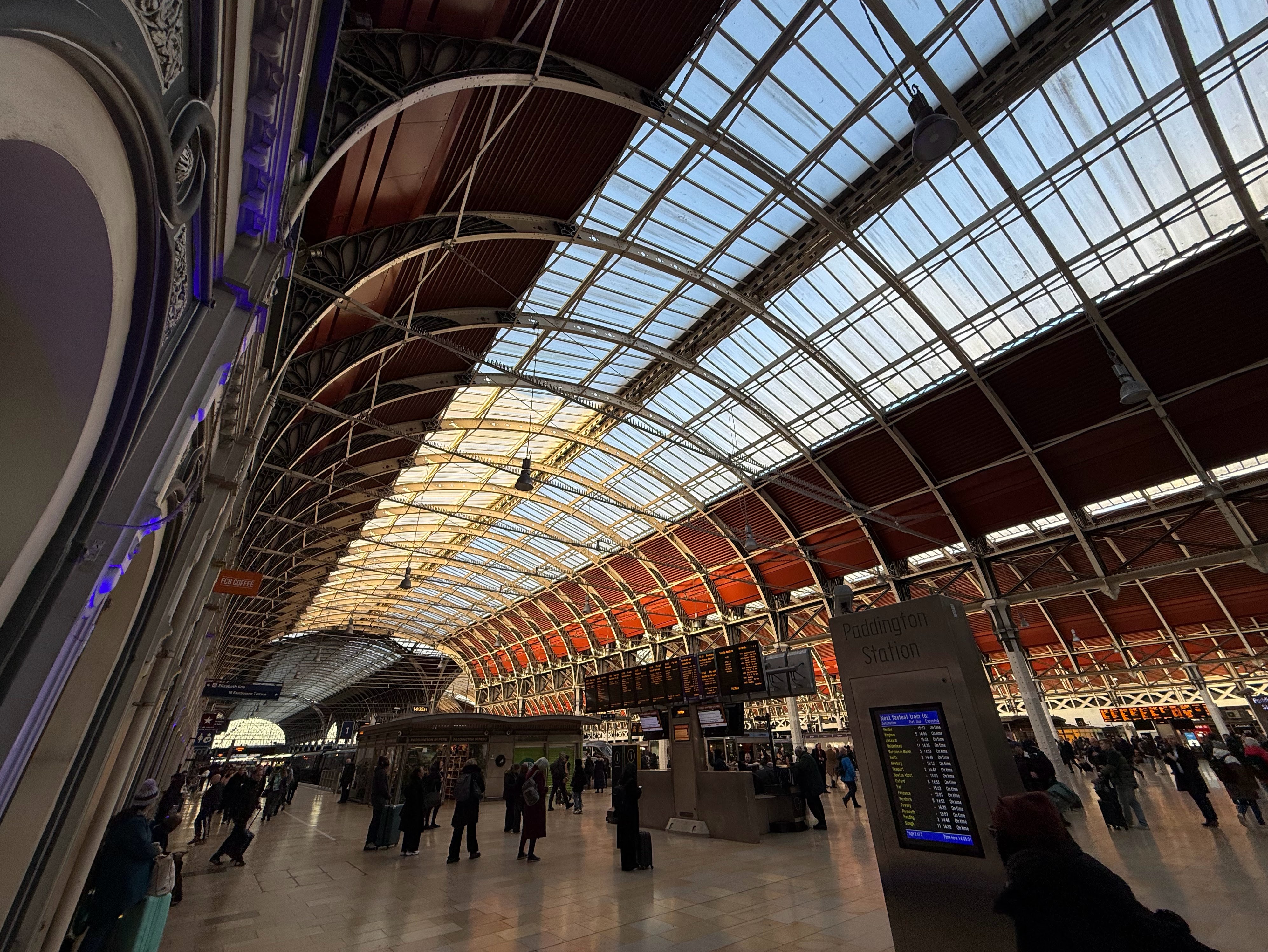 iPhone 16 Pro Max photo of Paddington station