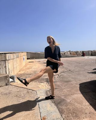 Gwyneth Paltrow usa tendências de verão na Itália.