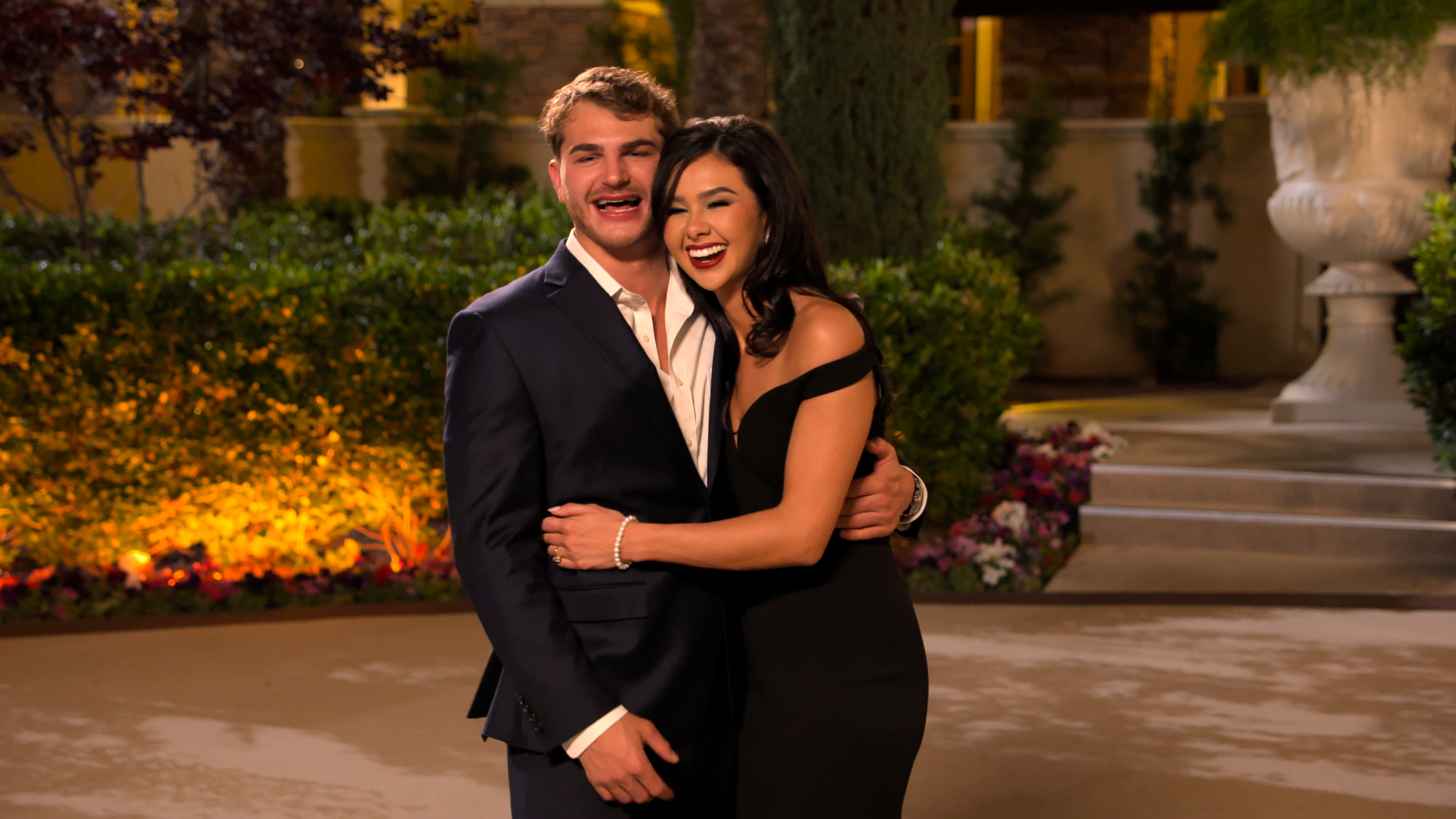 Blake Robertson, Hayley Hendrich in Netflix's 'The Ultimatum' season 4 finale.