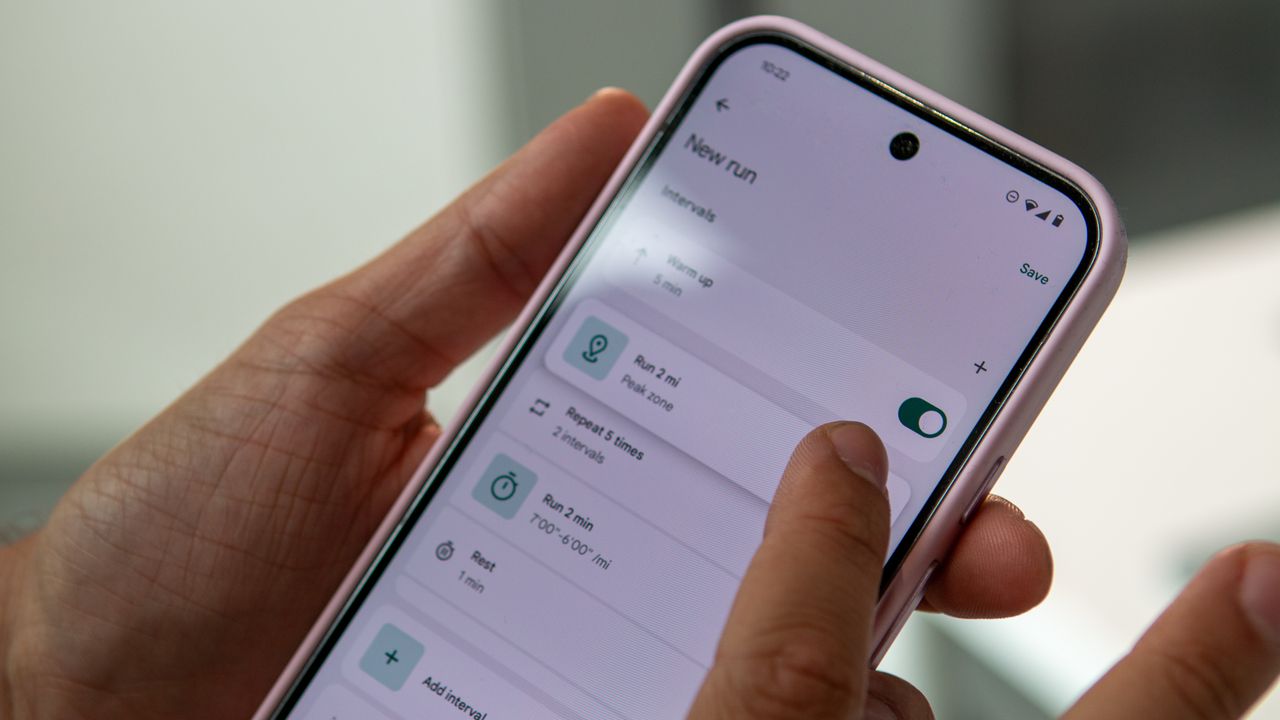 Drag and drop actions while building a run in Fitbit app on Pixel 9
