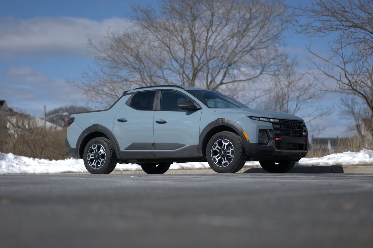 Hyundai Santa Cruz - Google Gemini vs human