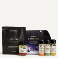 1. Cowshed Winter Pamper Gift Set: