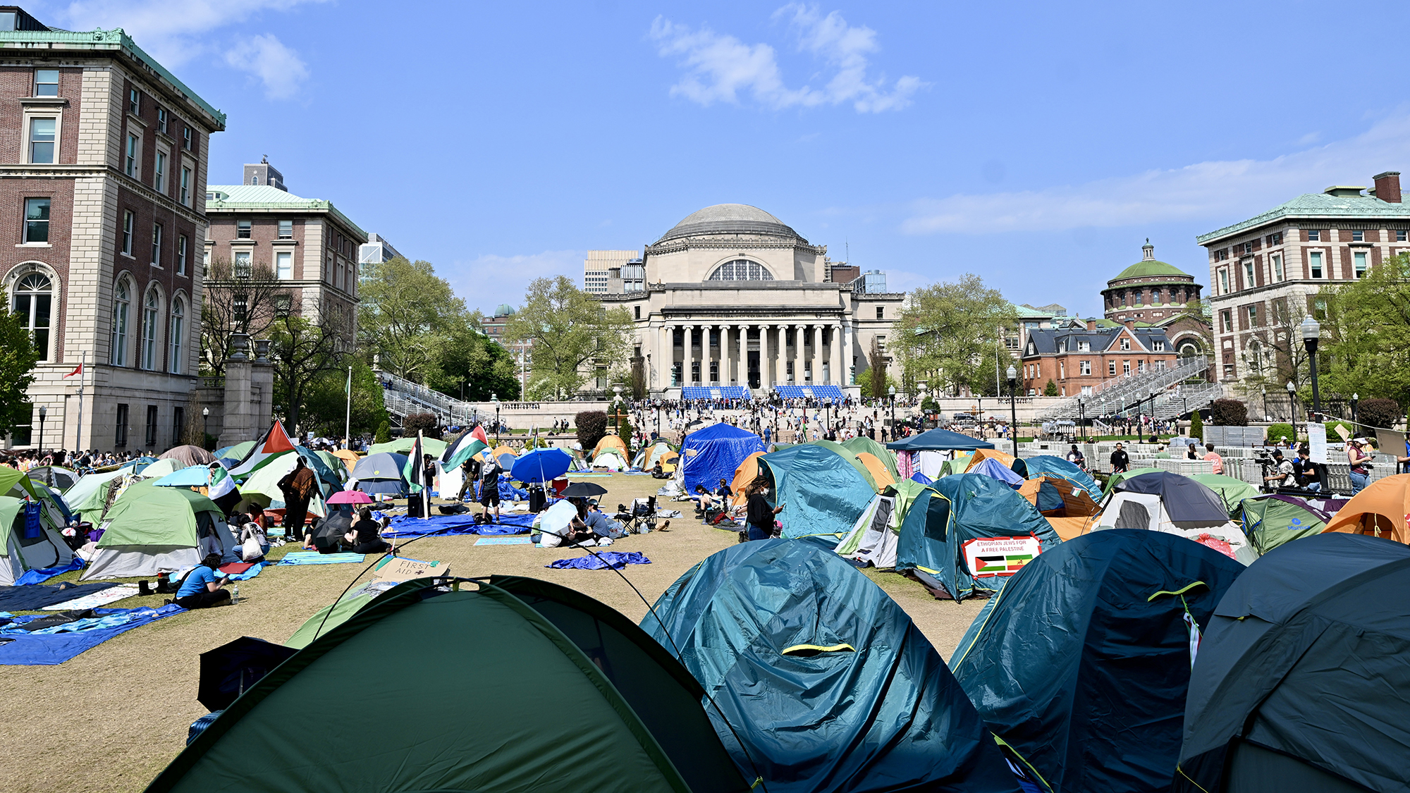 Pro-Palestinian students protest at Columbia University