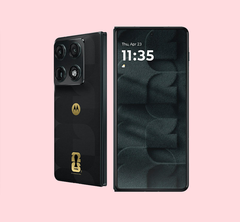 FIFA x Motorola razr fold Limited Edition