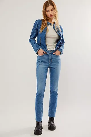 Crvy High-Rise Vintage Straight Jeans