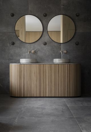 A symmetrical bathroom