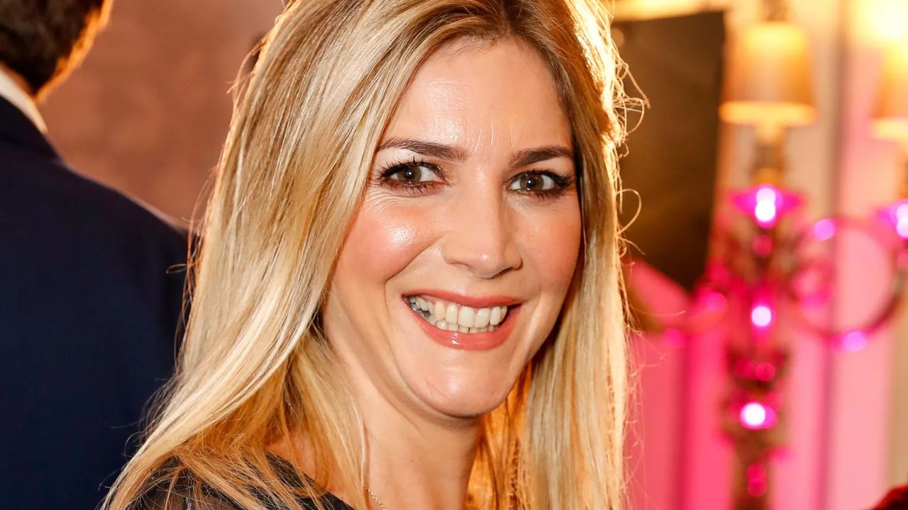 Lisa Faulkner headshot on an evening out