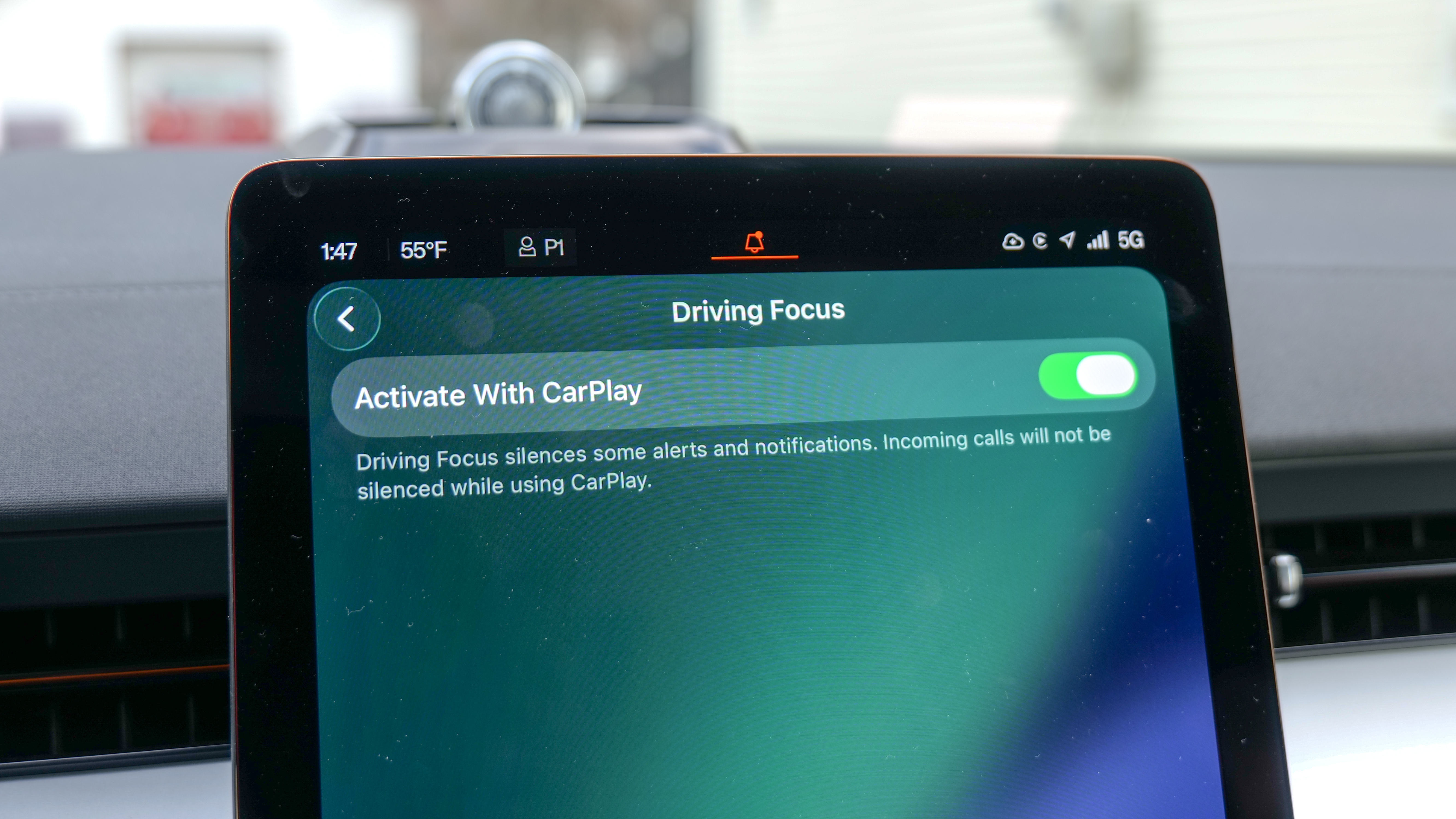 Apple CarPlay showing Driving Focus option.