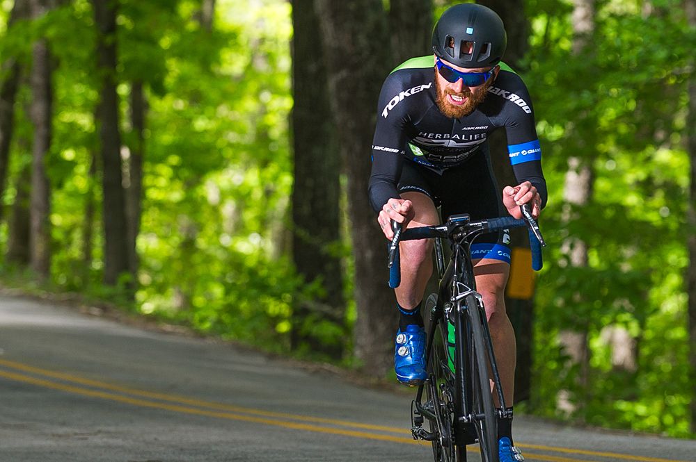 A Herbalife p/b Marc Pro - Nature's Bakery (USA) rider makes his way up the switchback section of the course.