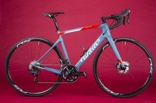 Wilier Cento1 Hybrid in grey and red colourway with a Shimano Ultegra drivechain