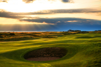 ROYAL TROON