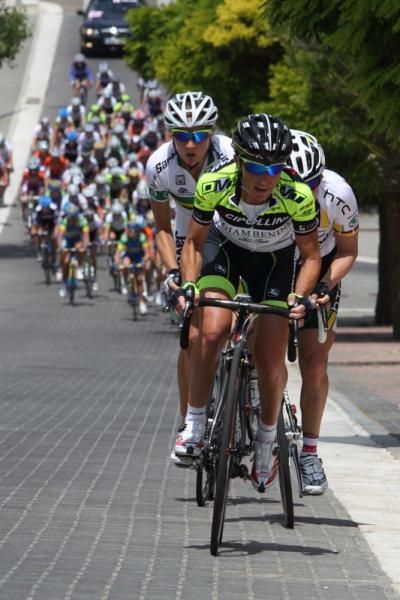 Comeback rider, Fabiana Luperini (SC MCipollini Giordana) rode hard and attacked on the local circuit
