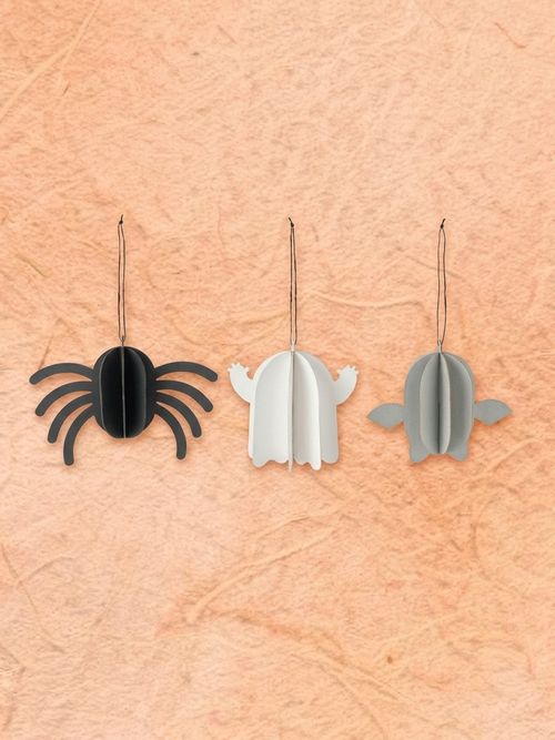Kustfyr Hanging Ornaments, Set of 3 - Mixed Shapes