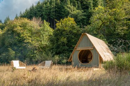 the natural shelter exterior for architectural stays