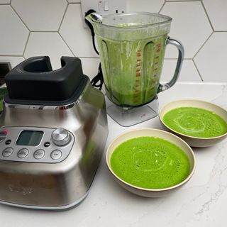 Sage Super Q blender beside bowls of pea soup