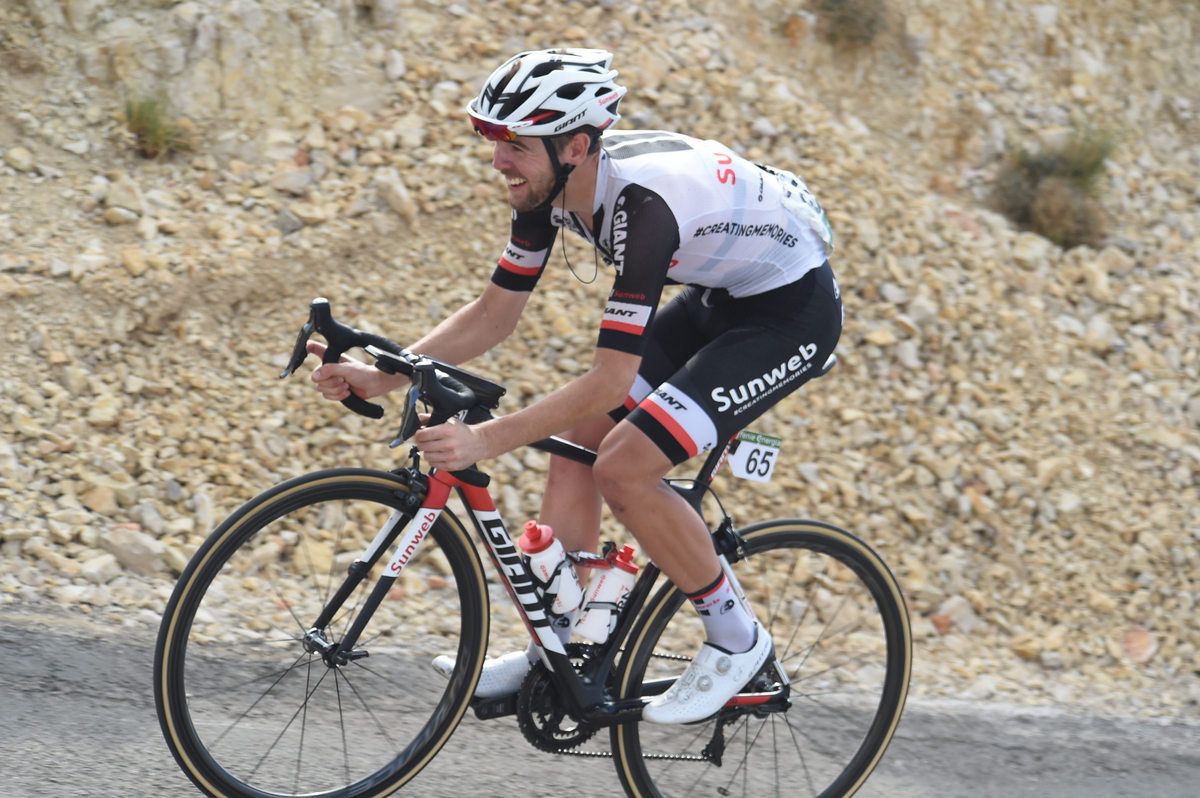 Chris Hamilton (Team Sunweb) battling through stage 14
