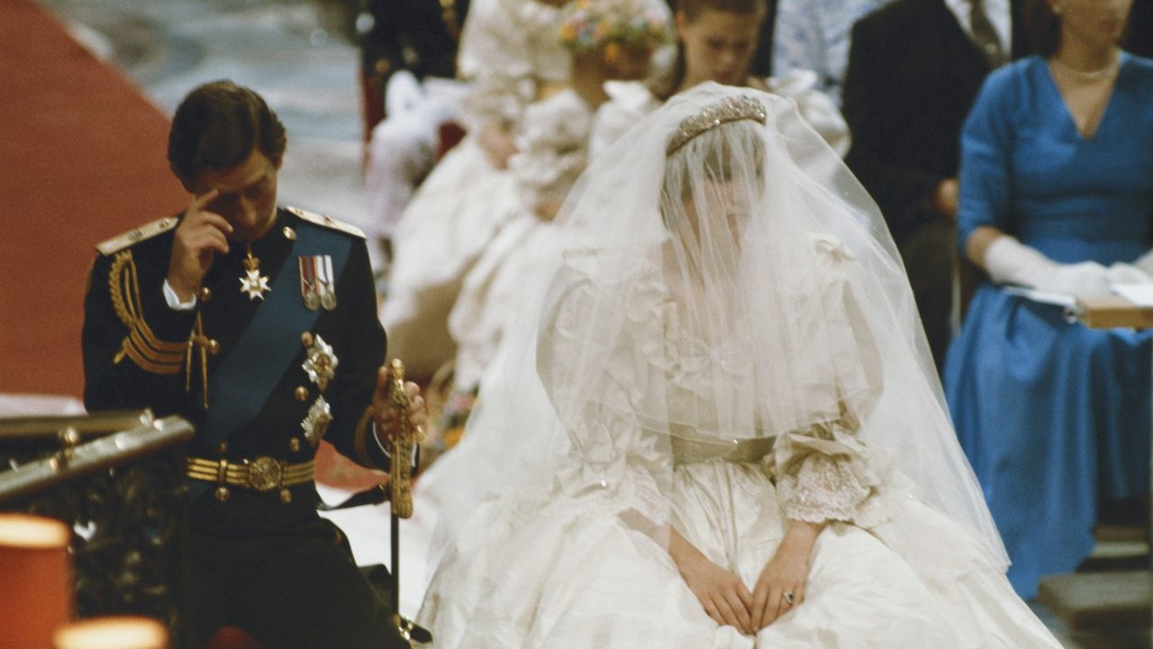 HRH Prince Charles marrying Lady Diana Spencer at St Paul&#039;s Cathedral, London, 29th July 1981. (Photo by Fox Photos/Hulton Archive/Getty Images)