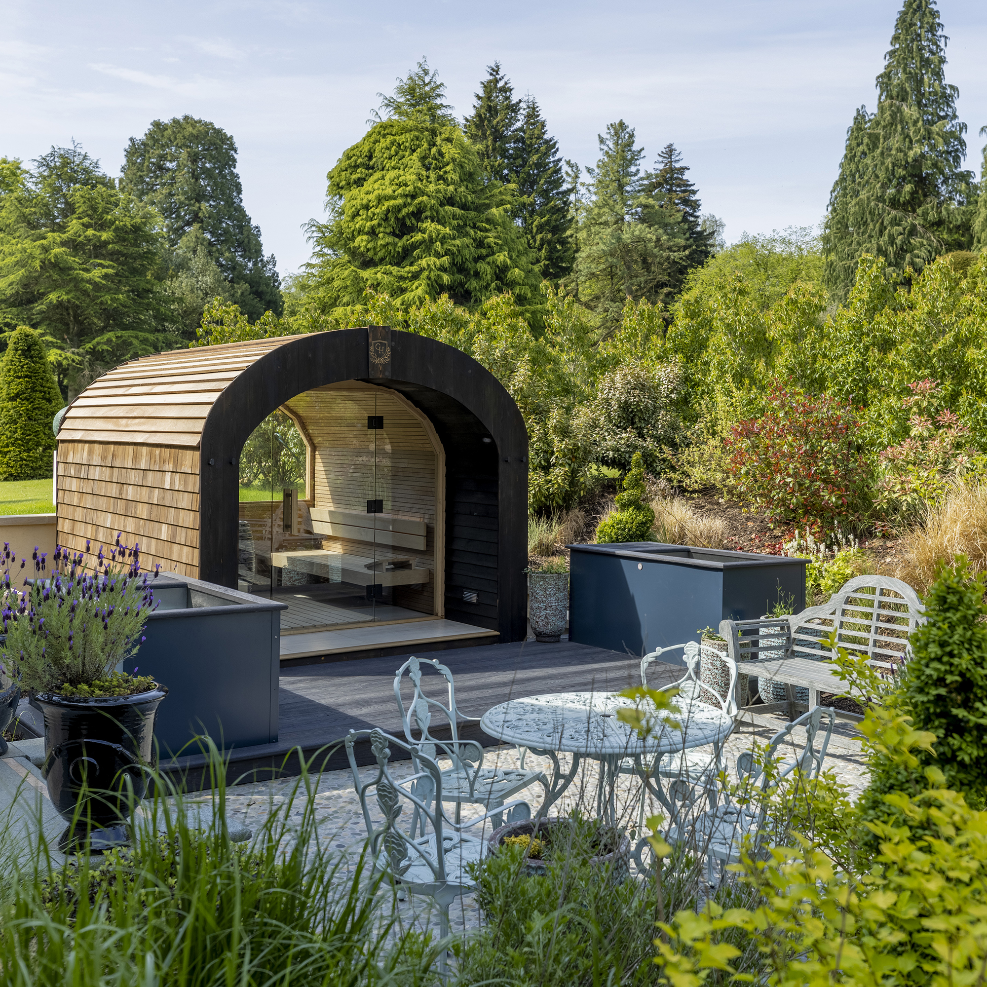 Brass monkey outdoor sauna
