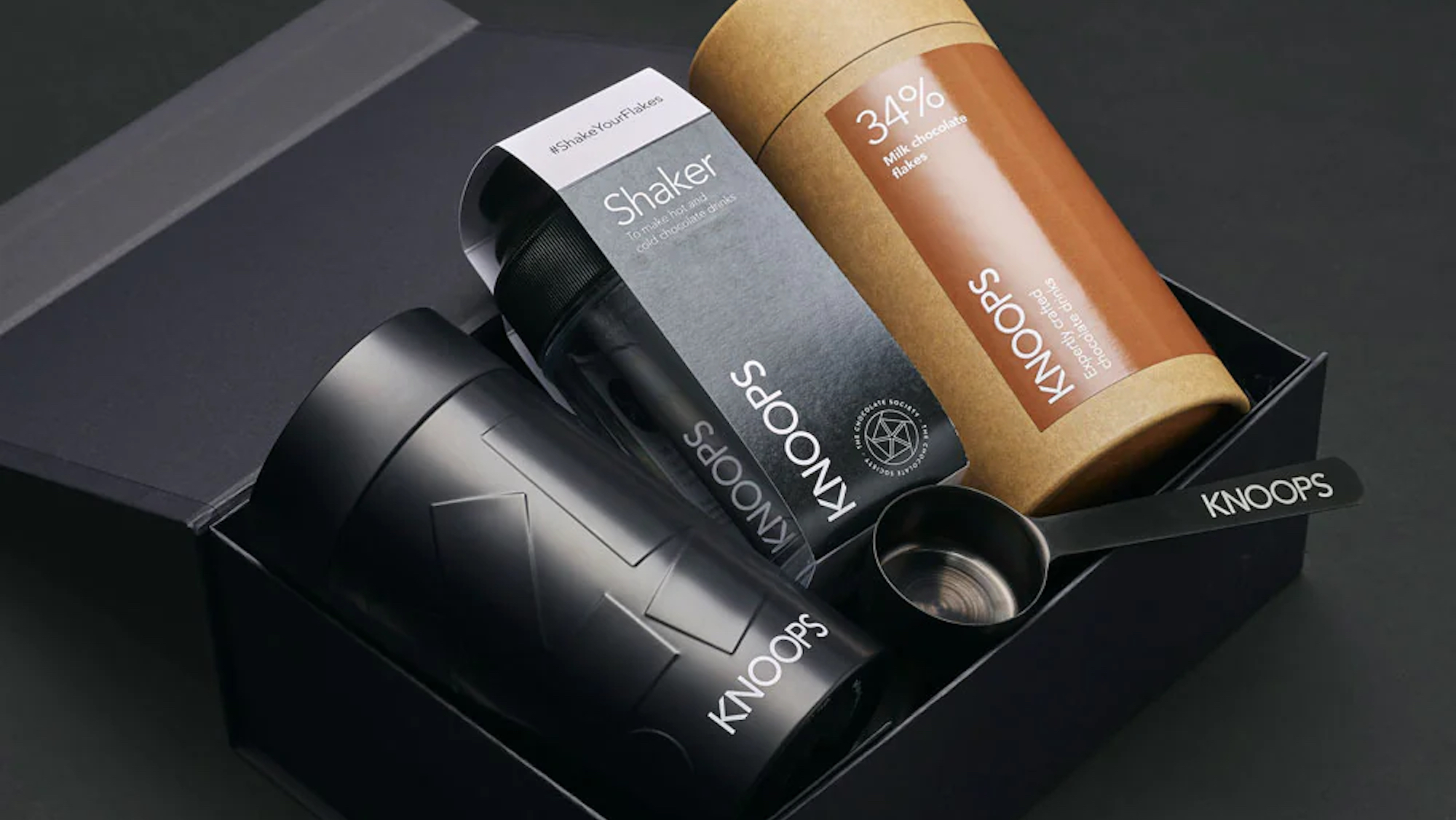 Knoops hot chocolate flakes, tin and shaker