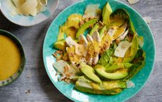 Low carb lunches like this chicken Caesar salad