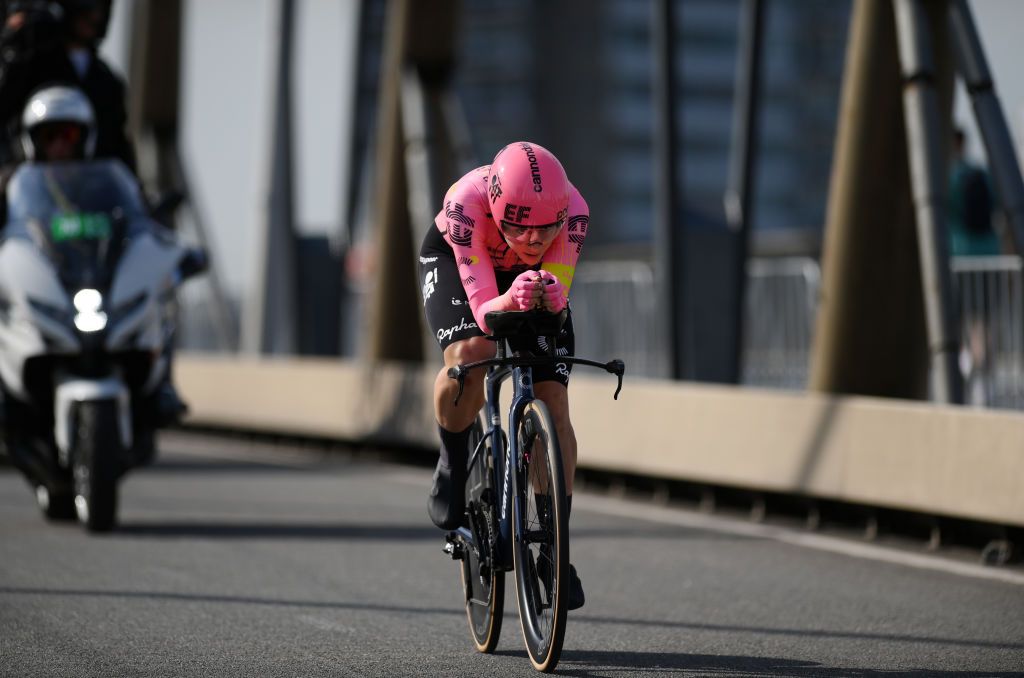 ROTTERDAM NETHERLANDS AUGUST 13 Kristen Faulkner of The United States and Team EFOatlyCannondale sprints during the 3rd Tour de France Femmes 2024 Stage 3 a 679km individual time trial stage from Rotterdam to Rotterdam UCIWWT on August 13 2024 in Rotterdam Netherlands Photo by Alex BroadwayGetty Images