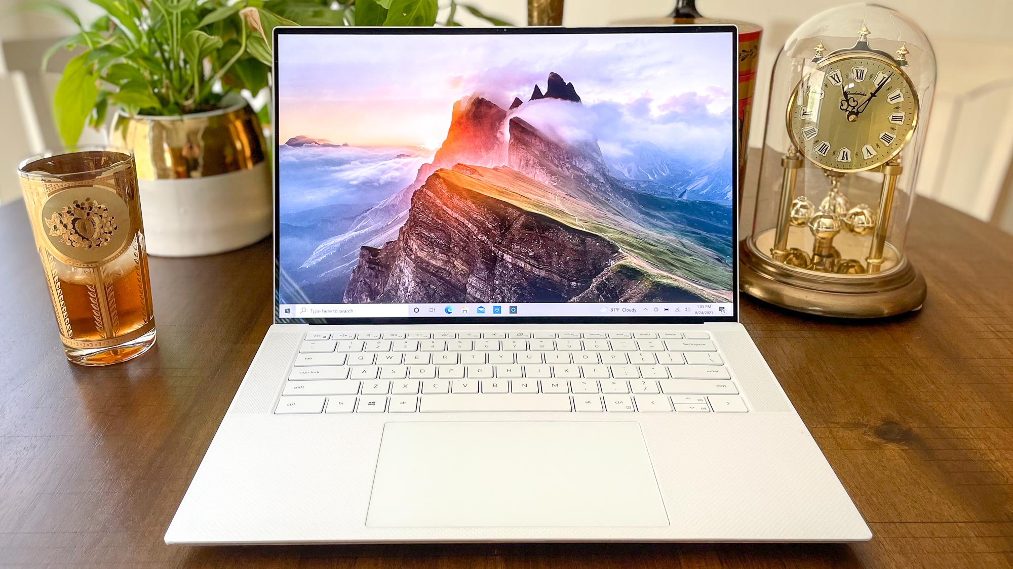 Dell XPS 15 review: A big screen that stands out in a crowd - CNET