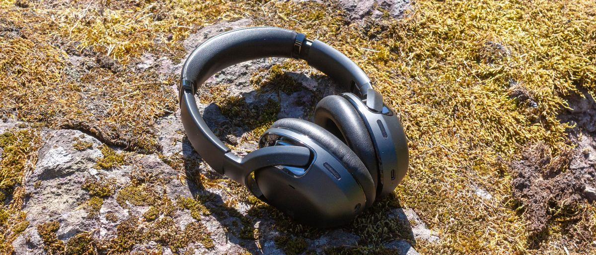 JBL Tour One