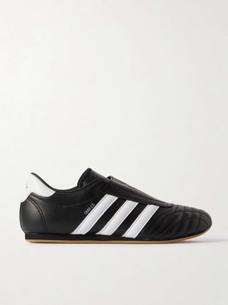 p2M566bRt39xz28q6zZnVB-320-80 تسوق 4 أحذية رياضية Adidas التي يرتديها Gen Z في الربيع والصيف