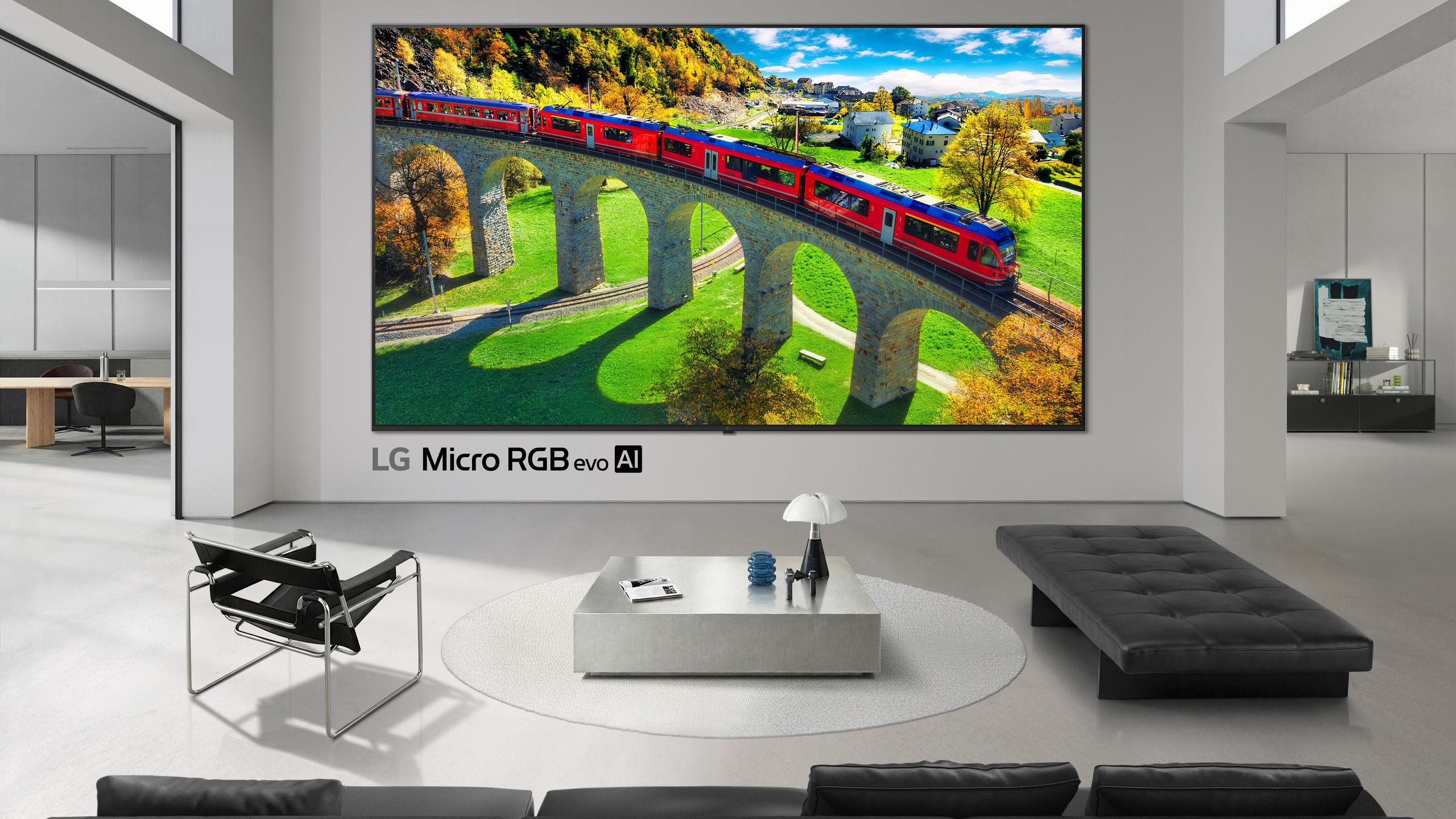 LG menghadirkan Micro RGB evo TV dengan klaim warna sempurna yang berani