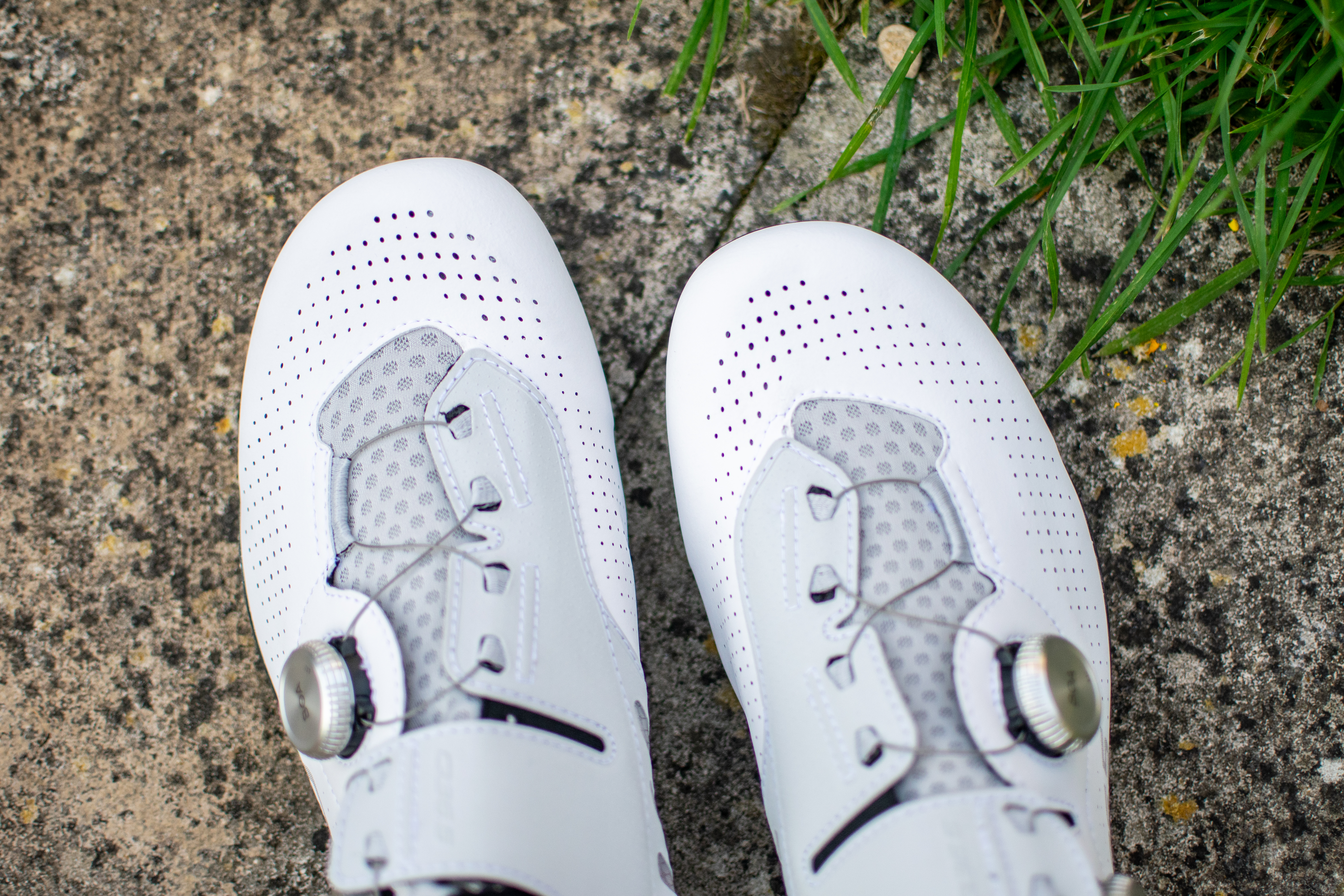 A white Q36.5 Unique Pro shoe