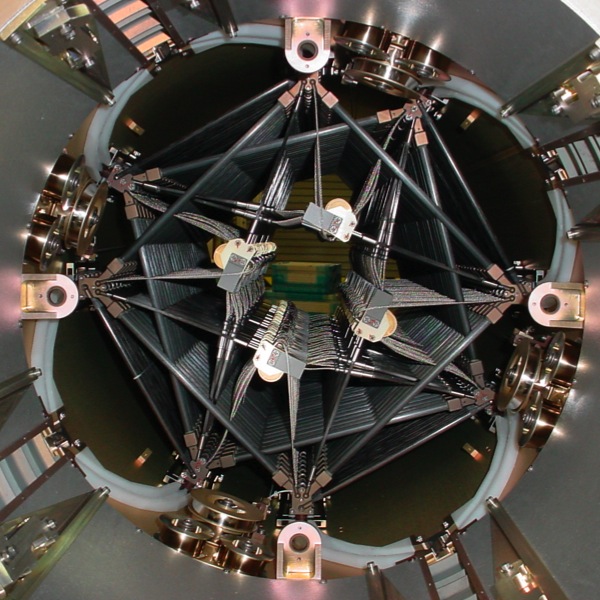 Stowed Mast