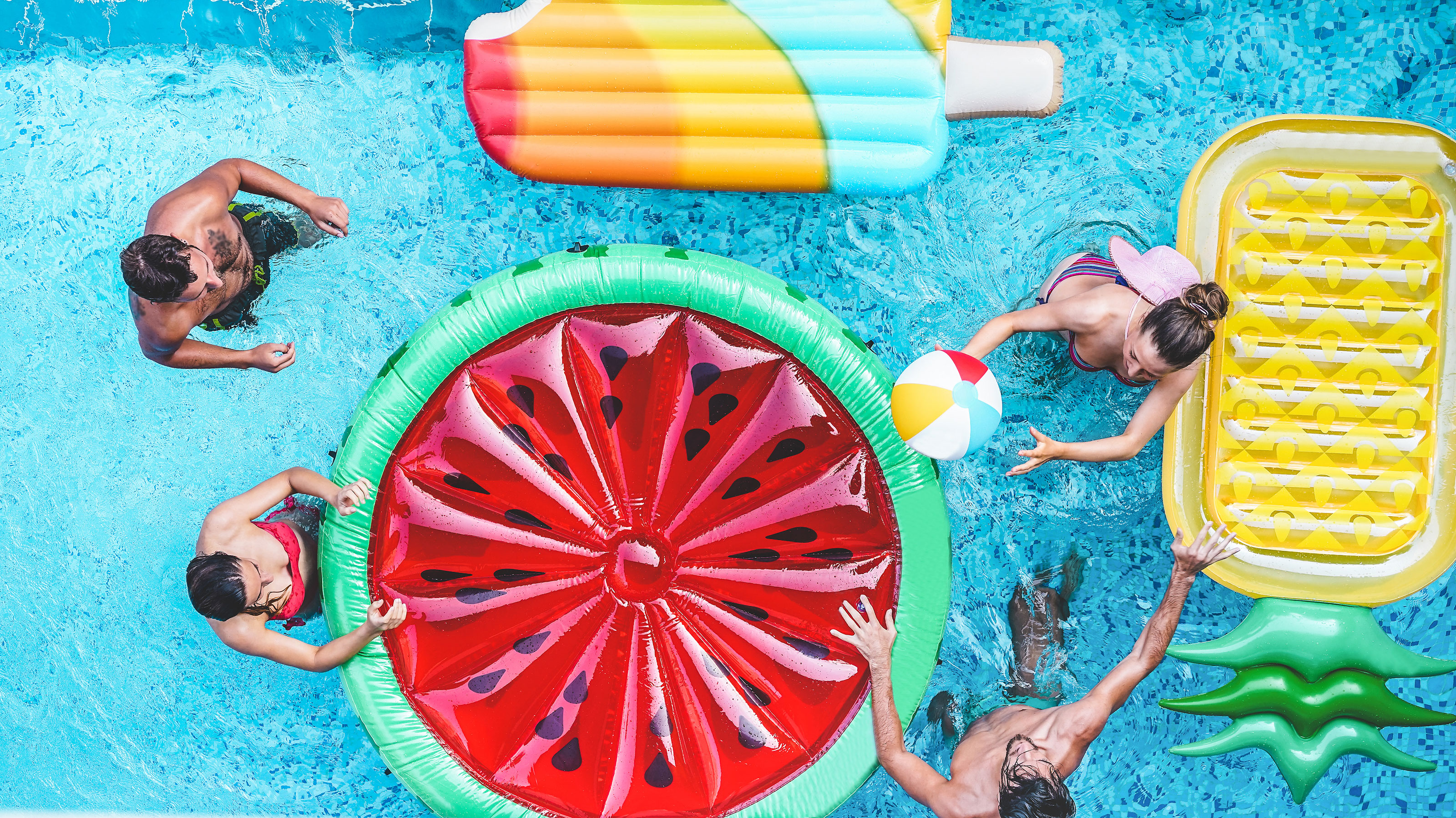 How To Throw The Perfect Pool Party