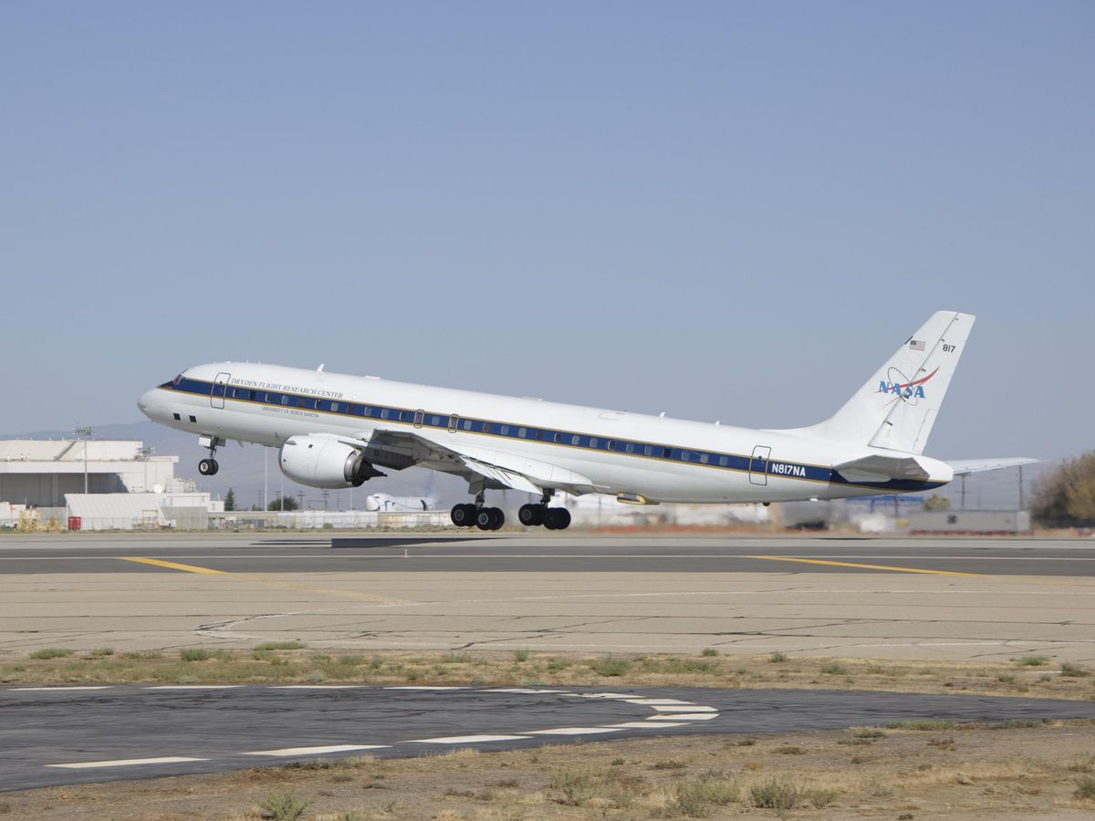 NASA&#039;s DC-8 will soon fly over Canadian snow storms.