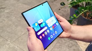 Samsung Galaxy Z Fold 7 inner display