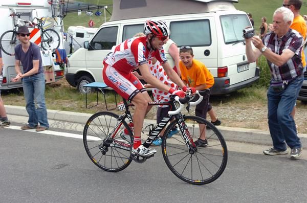 Denis Menchov (Katusha) would finish 15th on the final stage in the Pyrenees.