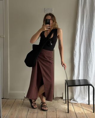 6 Minimalist Summer Outfits You ll Want to Re Create According to a Stylist Who What Wear