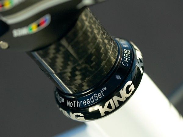 Plenty of spacers for height adjustment - and they're carbon so they must be good!