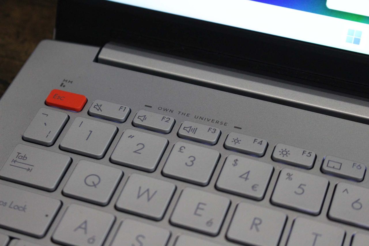 ASUS VivoBook 16 Pro close up of keyboard