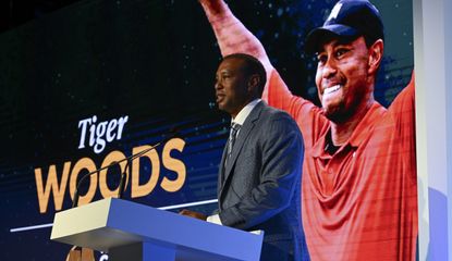 Woods speaks at the Hall of Fame