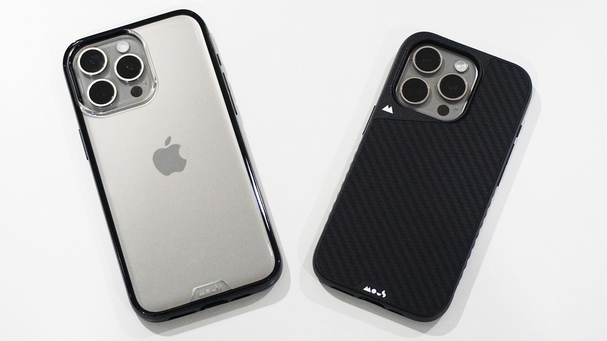 Mous iPhone 15 Pro case Clarity and Limitless 5 Aramid Fiber